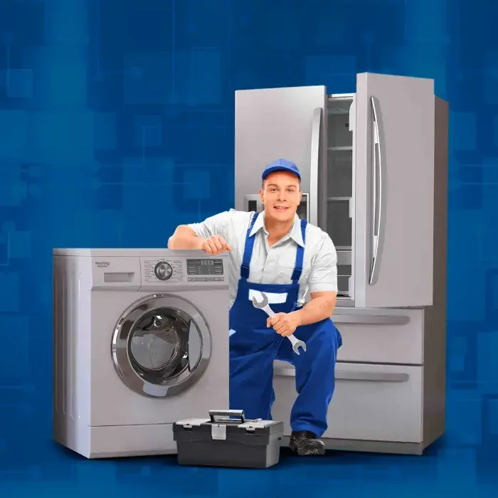 Técnico Especializado reparando electrodoméstico